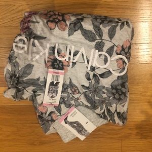 NWT Calvin Klein Fleece Jogger Set